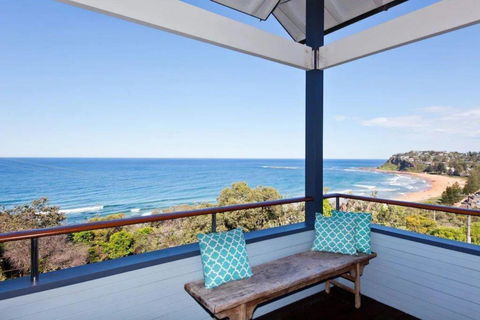 Pacific Sunrise - Beach Views - Sydneys Hotel 1