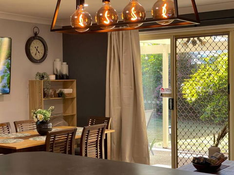 Peaceful Brand New Holiday House In North Lakes - Sydneys Hotel 3