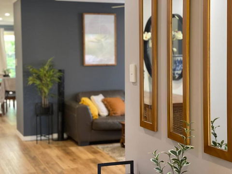 Peaceful Brand New Holiday House In North Lakes - Sydneys Hotel 1