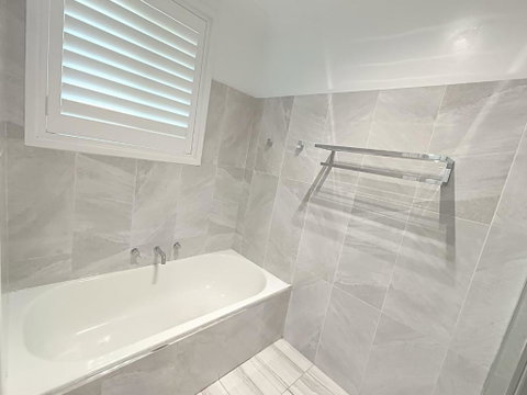 Peaceful Room In Modern Baulkham Hills Home - BH3 - Sydneys Hotel 2