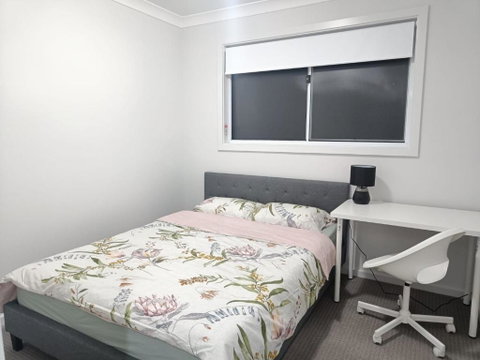 Peaceful Room In Modern And Spacious Baulkham Hills Home - BH2 - Sydneys Hotel 0
