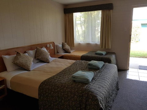Peppercorn Motel - Sydneys Hotel 1