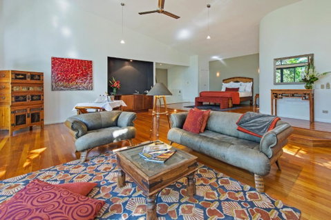 Pethers Rainforest Retreat - Sydneys Hotel 1