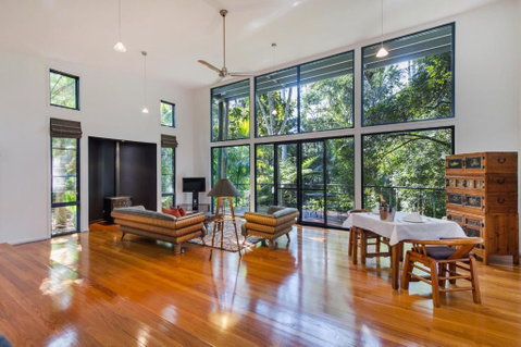 Pethers Rainforest Retreat - Sydneys Hotel 0