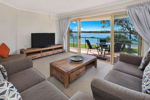 PICNIC7- PICTURE PERFECT PICNIC POINT - Sydneys Hotel 0
