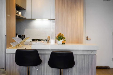 PM Residences - Modern Luxury 2BR Apt W Parking - Sydneys Hotel 2