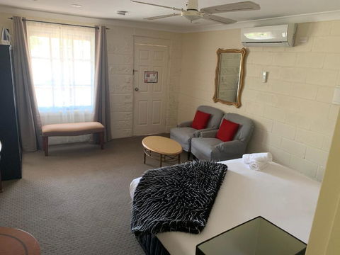 Picton Valley Motel Australia - Sydneys Hotel 3