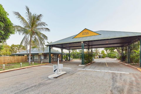 RAC Cable Beach Holiday Park - Sydneys Hotel 2