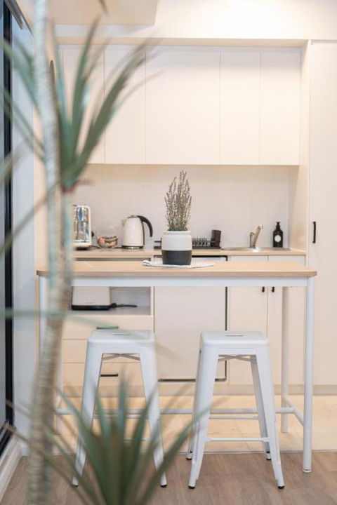 PRIME SPOT: Modern Studio+Balcony Darling Harbour - Sydneys Hotel 1