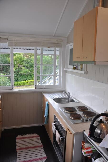 Quaint & Cosy 1 Bedroom Apartment In Queenslander. - Sydneys Hotel 3