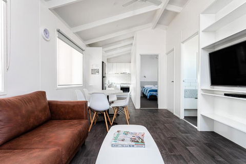 RACV Cobram Resort - Sydneys Hotel 1