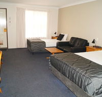 Asters On James Motor Inn - Sydneys Hotel