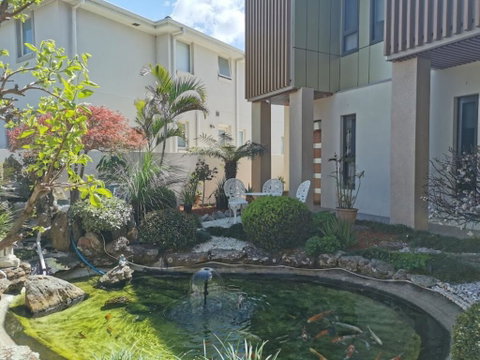 Attached Self Service Waterfront Whole Villa - Sydney - Sydneys Hotel 1