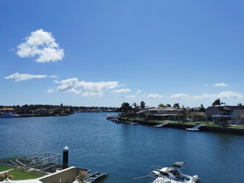 Attached Self Service Waterfront Whole Villa - Sydney - Sydneys Hotel 0