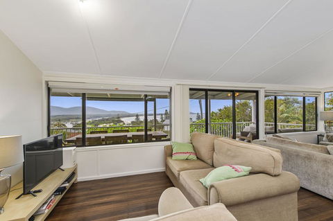 Aurelia, 14 Stewart Street - Sydneys Hotel 0