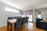 Book Eaglehawk Accommodation Vacations Sydneys Hotel Sydneys Hotel