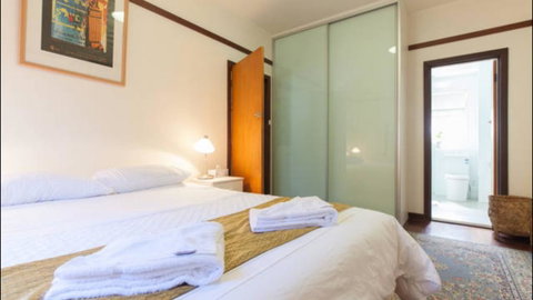 B4 Apartment Close To City, UWA, Nedlands & Swan River - Sydneys Hotel 2