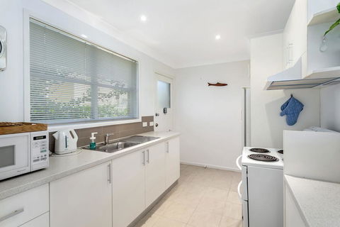 Bagnall Avenue, 1 - Sydneys Hotel 2