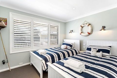 Bagnall Avenue, 1 - Sydneys Hotel 3