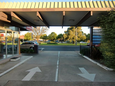Bairnsdale Kansas City Motel - Sydneys Hotel 2