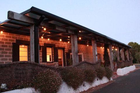 Bakehouse '38 Restaurant & Guesthouse - Sydneys Hotel 0