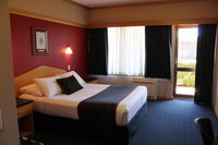 Book Collie Accommodation Vacations Sydneys Hotel Sydneys Hotel