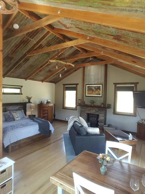 Baroona Cottage - Sydneys Hotel 3