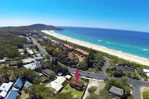 BARRELS AT BOOMERANG - Sydneys Hotel 0