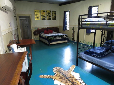 Batchelor Butterfly Farm - Sydneys Hotel 0