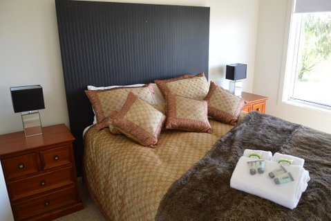 Bathurst Goldfields Residence - Sydneys Hotel 0