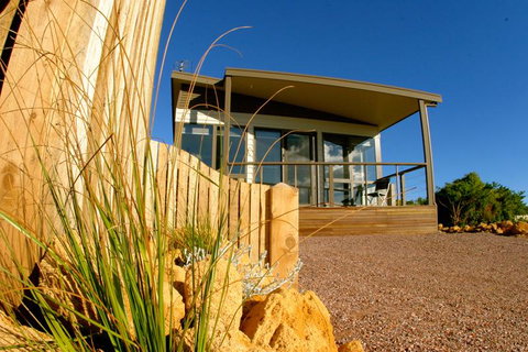 Bay Of Islands Apartments - Sydneys Hotel 0