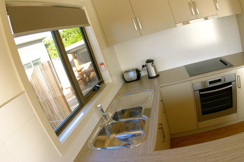 Bay Of Islands Apartments - Sydneys Hotel 3