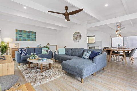 BAYSHORE - DROMANA - Sydneys Hotel 2