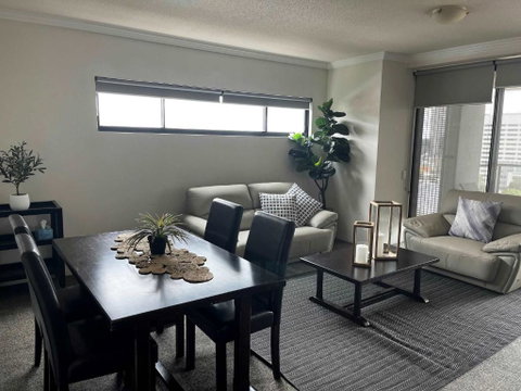 Republic Apartment - Sydneys Hotel 2