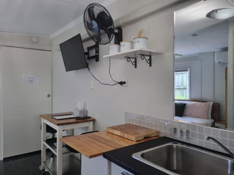 Redcliffe Homestay - Sydneys Hotel 3