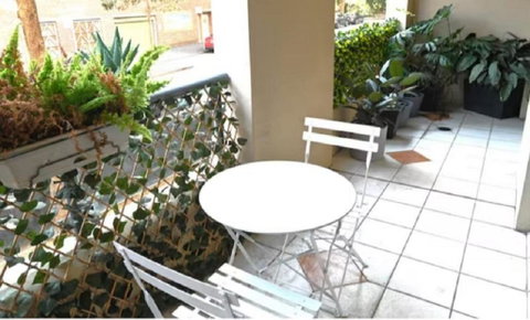 Resort Style 2BR Apt In Pyrmont Next To Darling Harbour - Sydneys Hotel 0