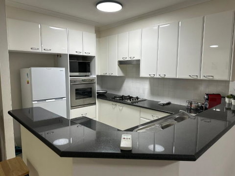 Resort Style 2BR Apt In Pyrmont Next To Darling Harbour - Sydneys Hotel 2