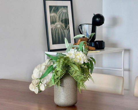 Resort-Style Apartment Near Harbour Town - Sydneys Hotel 1