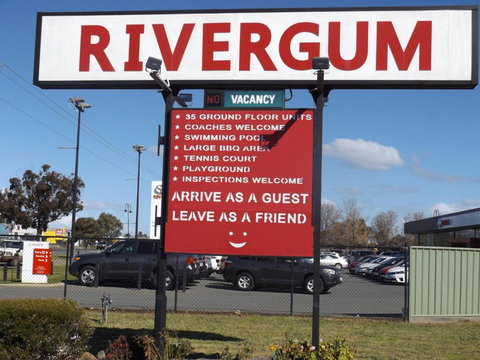 Rivergum Motel - Sydneys Hotel 1