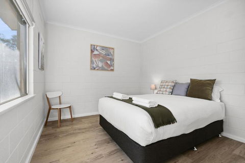 Riversands Rest Accommodation Paringa - Willow Cottage - Sydneys Hotel 3