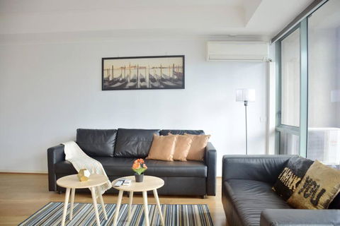 RiverView Spacious 3BR2Bath2Car WifiPoolGym Crown - Sydneys Hotel 0