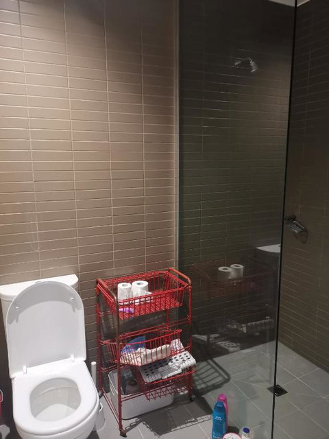 Room With King-size Bed Close To Melbourne CBD & Southern Cross Station - Sydneys Hotel 1