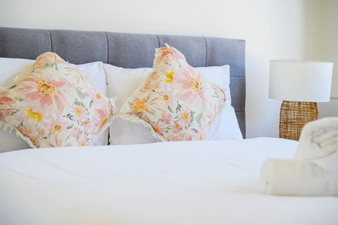 Rosebery Near Airport & Train & Shops - Sydneys Hotel 3