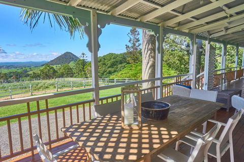 Rosecliffe Boutique Farm Cottages - Sydneys Hotel 1
