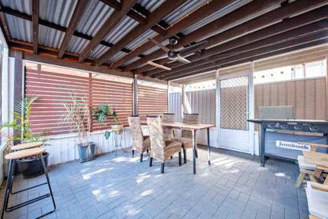 Rosewood Cottage - Stroll To Central, Cosy Escape - Sydneys Hotel 3