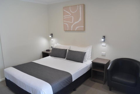 Ryley Motor Inn - Sydneys Hotel 3