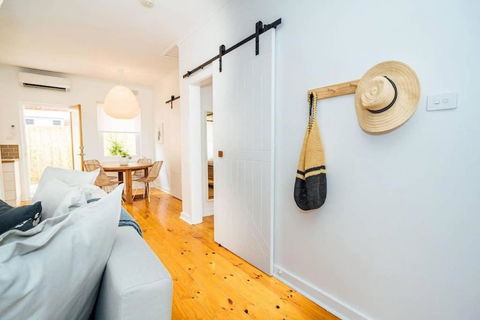 Salt At Arlo Refined Luxury In Glenelg - Sydneys Hotel 3