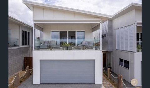 Salt Zen Holiday Townhouse - Sydneys Hotel 0
