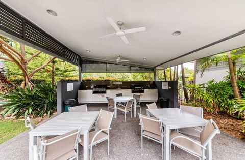 Saltwater On The Peninsula - Sydneys Hotel 2