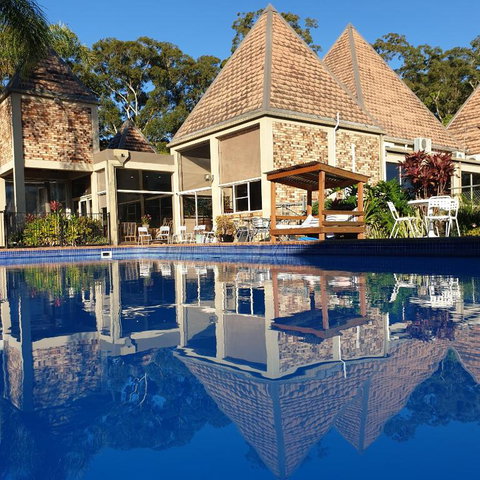 Sanctuary Resort Motor Inn - Sydneys Hotel 0
